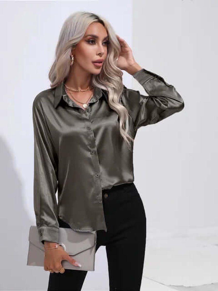 Sophie Lange Satijnen Blouse met Knoopsluiting