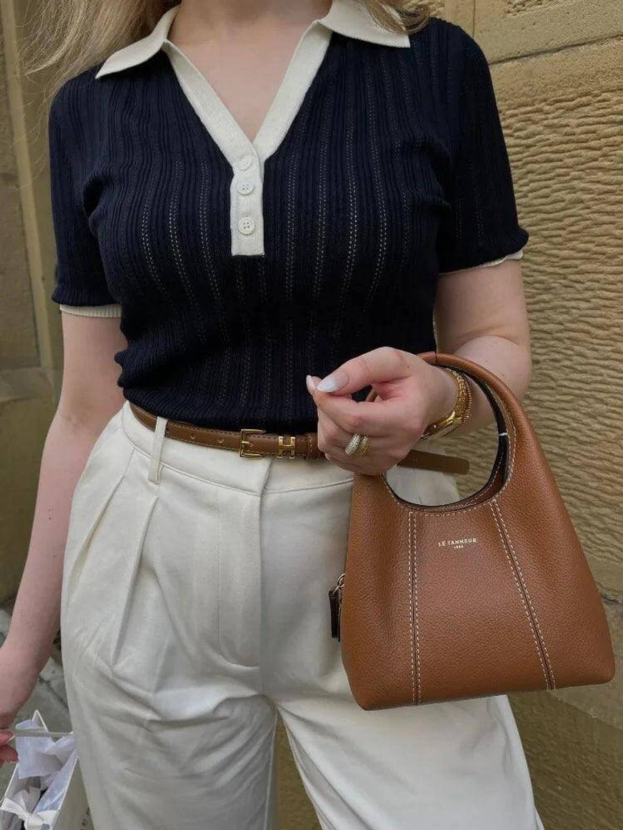 Evelyn Gebreide Blouse met Knoopsluiting