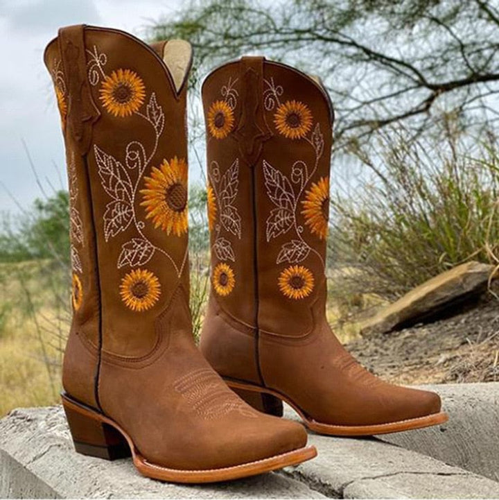 Mia Halflange Cowboylaarzen met Borduurwerk