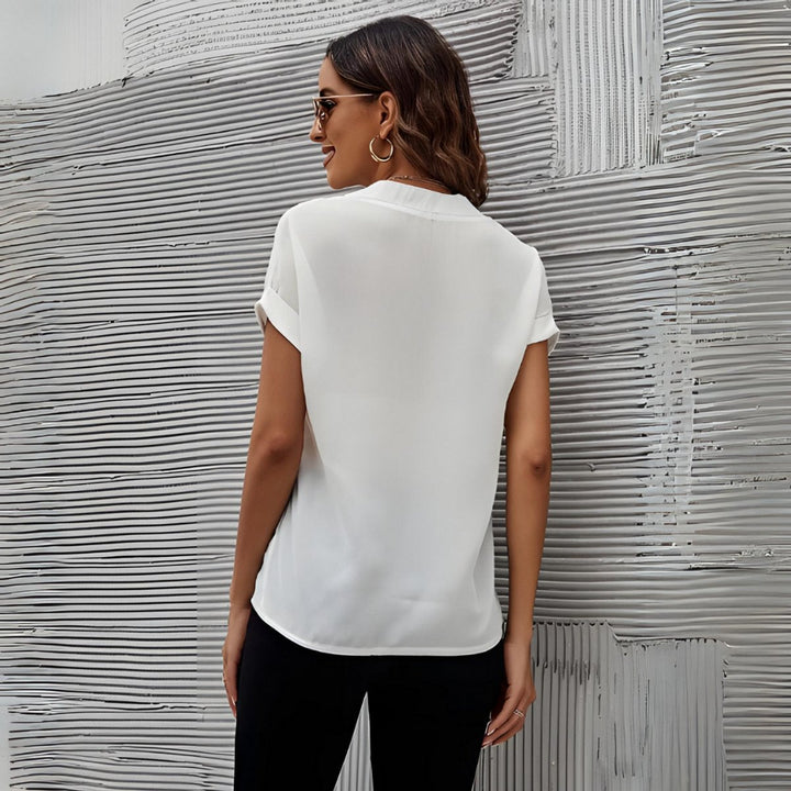 Isla Korte Blouse met V-hals