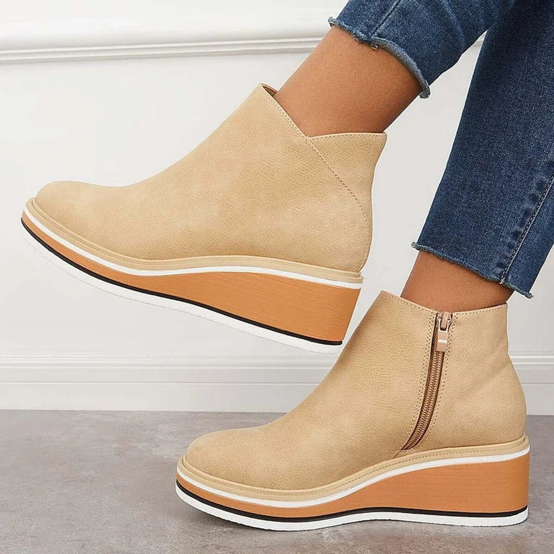 Aria Leren-look Enkellaarsjes met Sleehak