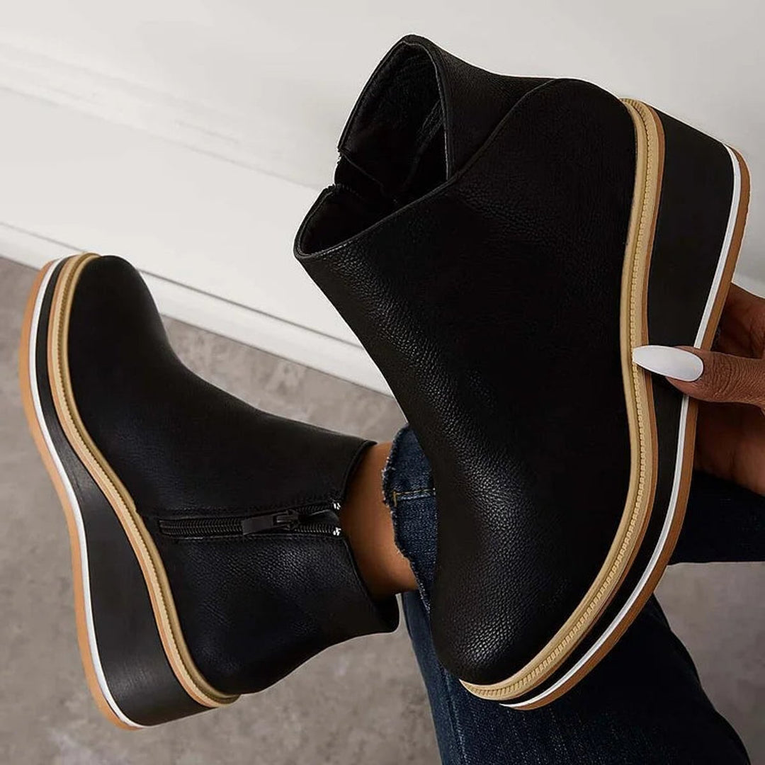 Aria Leren-look Enkellaarsjes met Sleehak
