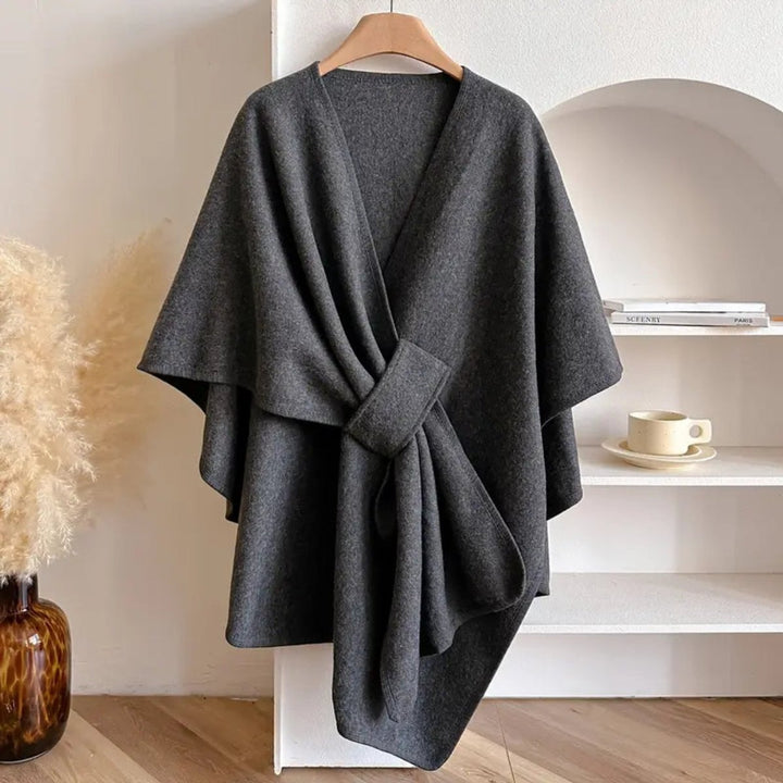 Ivy Wollen Cape
